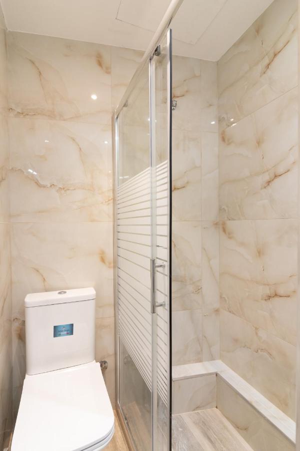 White Lux Heaven Saint Dimitrios Apartment Thessaloníki Ngoại thất bức ảnh