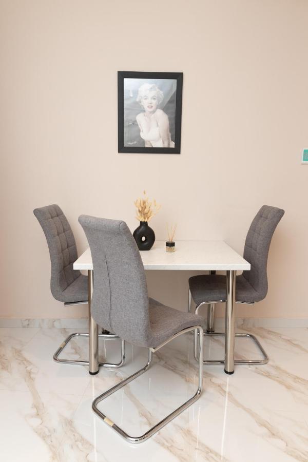 White Lux Heaven Saint Dimitrios Apartment Thessaloníki Ngoại thất bức ảnh